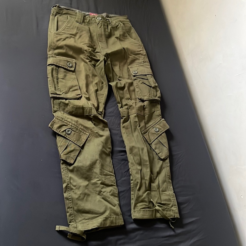 Green cargos